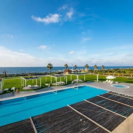 Aphrodite Beach Front Condos By Holidaykeys *