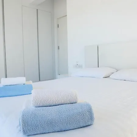 Apartament Aphrodite Beach Front Condos By Holidaykeys *